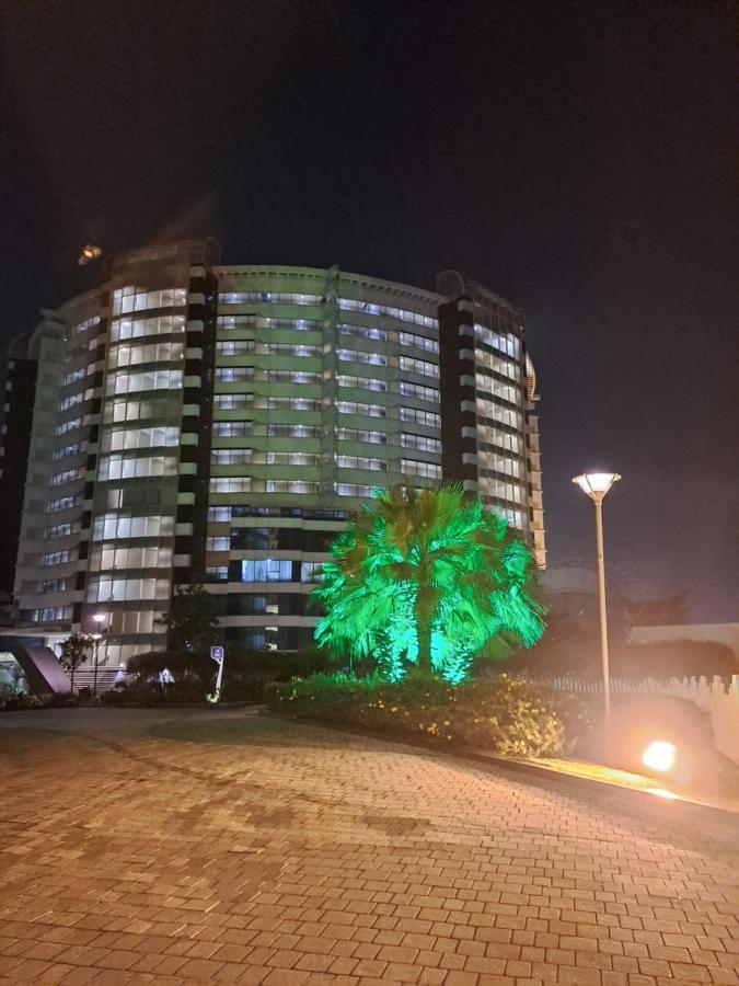 Honest Homes At Rajhans Belliza, Appartment Units 苏拉特 外观 照片